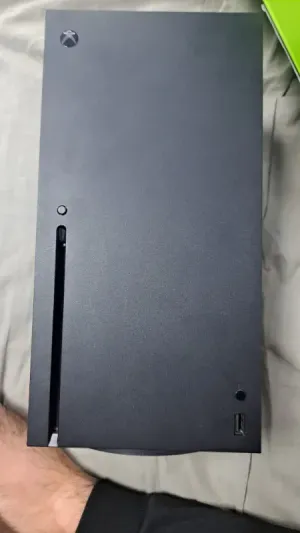 Xbox series x للبيع موديل ٢٠٢٤