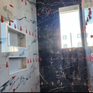لتطبيق السيراميك لتغليف الواجهات مرمر لتطبيق الأرضيات للاستفسار 07746818071