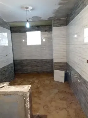 خلفه سيراميك و بورسلين الواح كاشي ومرمر درج شغل درجه اولى