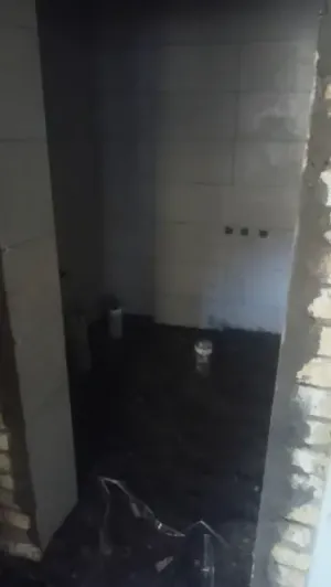 خلفه سيراميك و بورسلين الواح كاشي ومرمر درج شغل درجه اولى